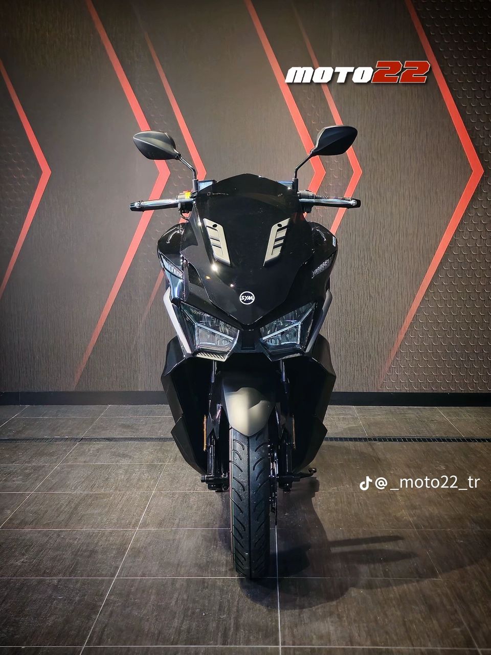 SYM Cruisym Black